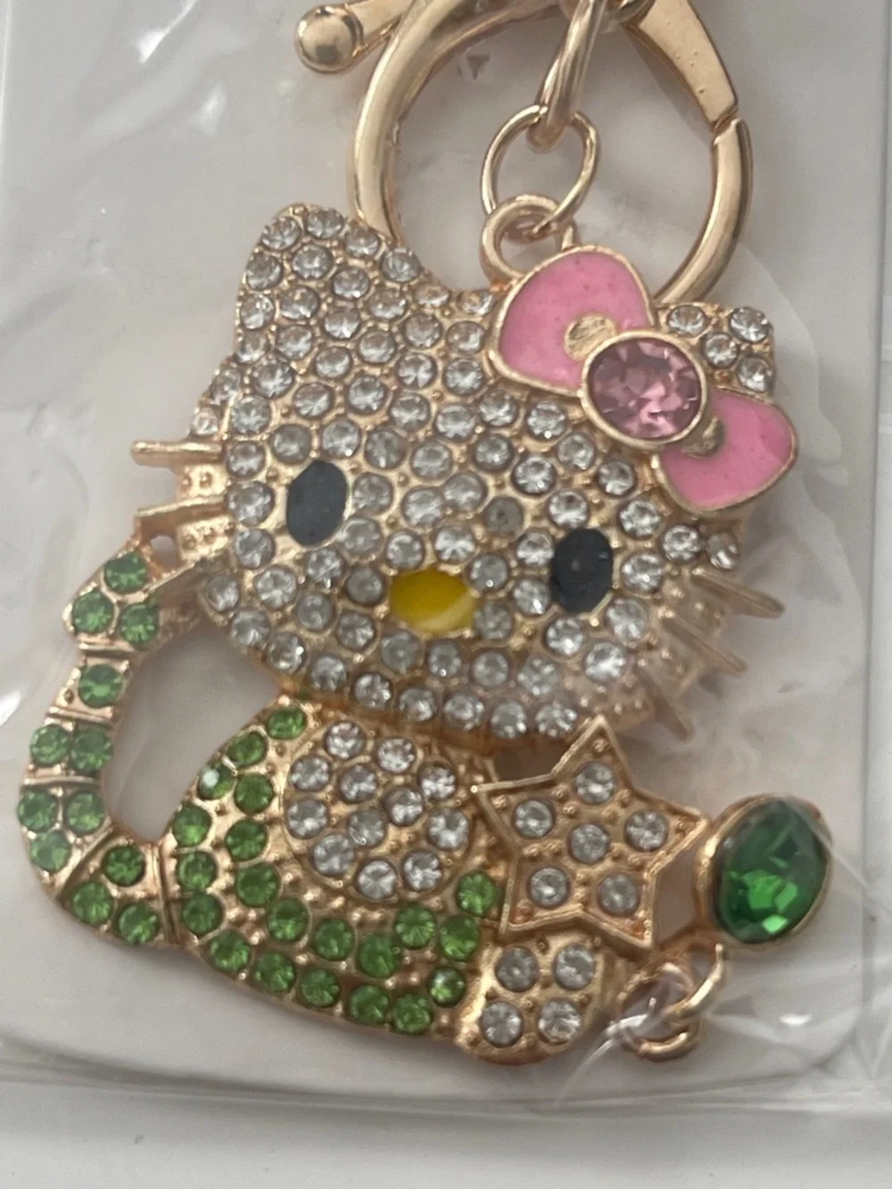 Hello Kitty Keychain NEW - Picture 2 of 2